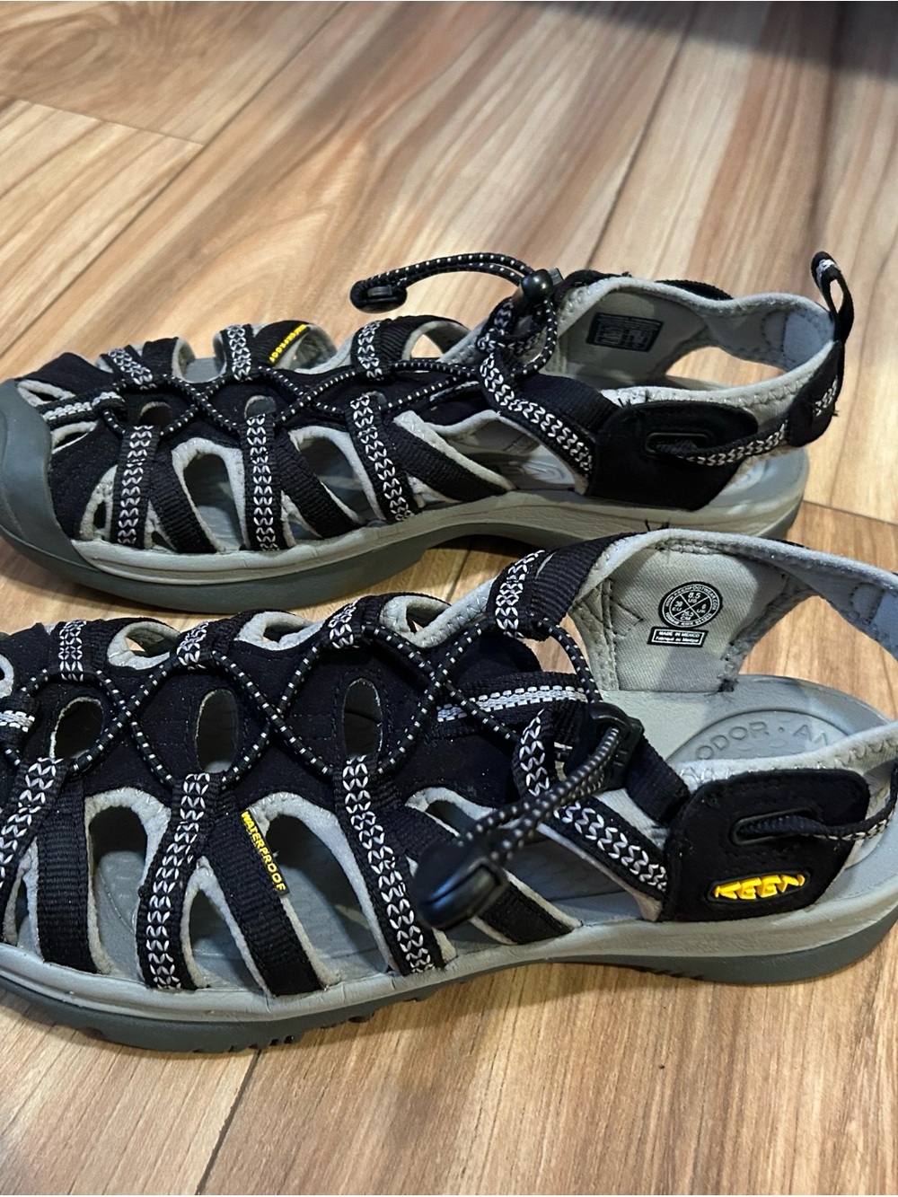 Keen Whisper Closed-Toe Waterproof Sandal in Black - Picture 2 of 5